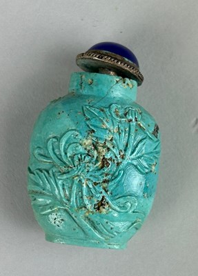 Lot 57 - A COLLECTION TWENTY CHINESE SNUFF BOTTLES TO...