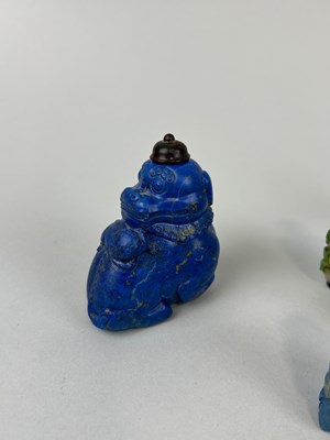 Lot 57 - A COLLECTION TWENTY CHINESE SNUFF BOTTLES TO...