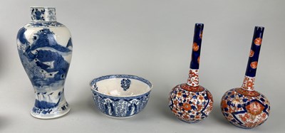 Lot 78 - A CHINESE BLUE AND WHITE VASE ALONG WITH A...