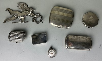 Lot 135 - A COLLECTION OF SILVER ITEMS TO INCLUDE A...