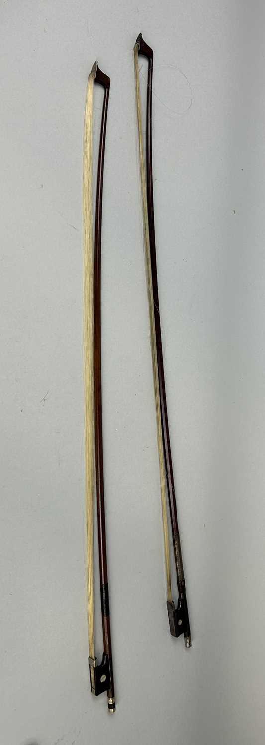 Lot 447 - TWO VIOLIN BOWS, WEICHOLD SILVER MOUNTED AND A COTTMAN (2)