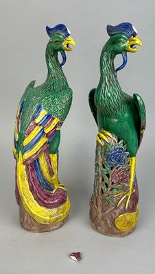 Lot 572 - A PAIR OF CHINESE KANGXI STYLE PHOENIXES,...