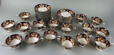 Lot 591 - A MIXED ROYAL ALBERT TEA SERVICE TO INCLUDE...