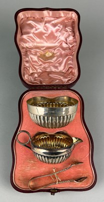 Lot 3 - A MAPPIN AND WEBB SILVER SET IN ORIGINAL CASE...