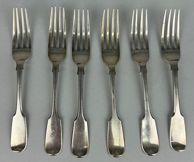 Lot 26 - A SET OF SIX SILVER GEORGE IV SMALL FORKS...