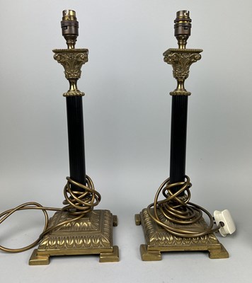 Lot 996 - A PAIR OF CLASSICAL DESIGN COLUMN LAMPS