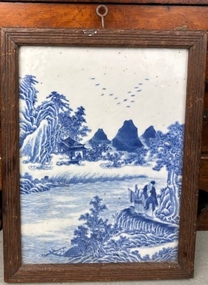 Lot 145 - A CHINESE 19TH CENTURY BLUE AND WHITE PAINTED...